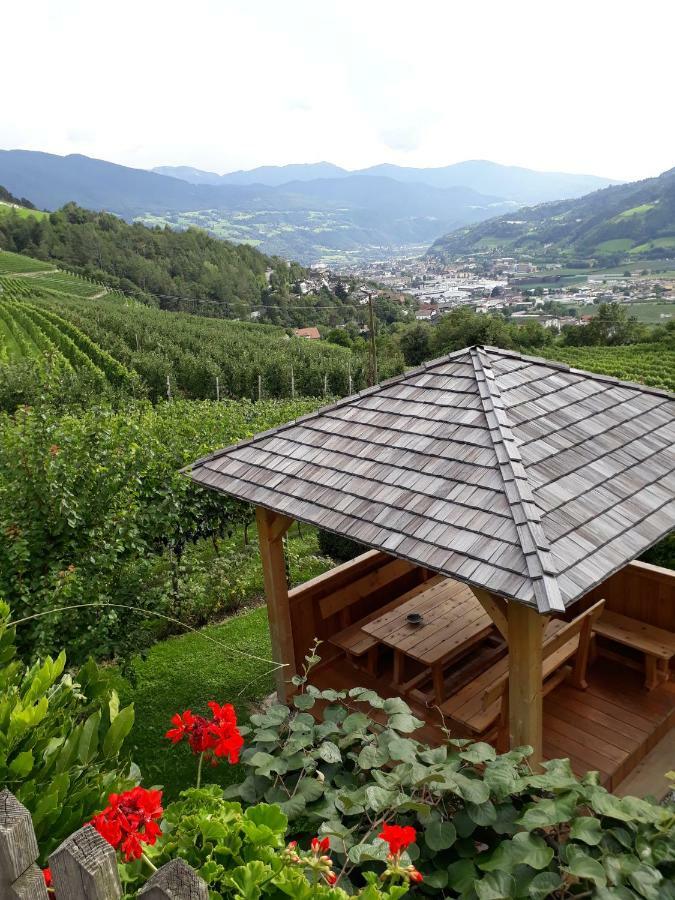 Strasserhof Tenuta-Weingut Vahrn Buitenkant foto